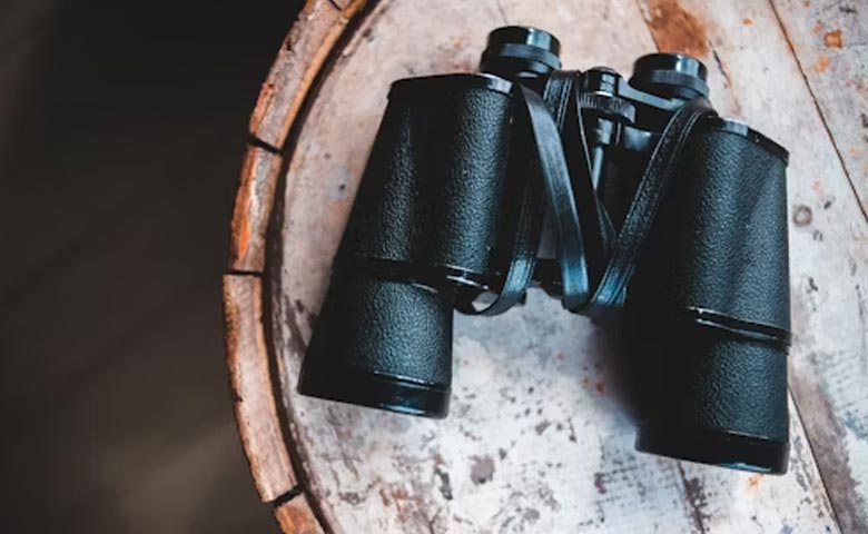 Key Features to Consider in Binoculars